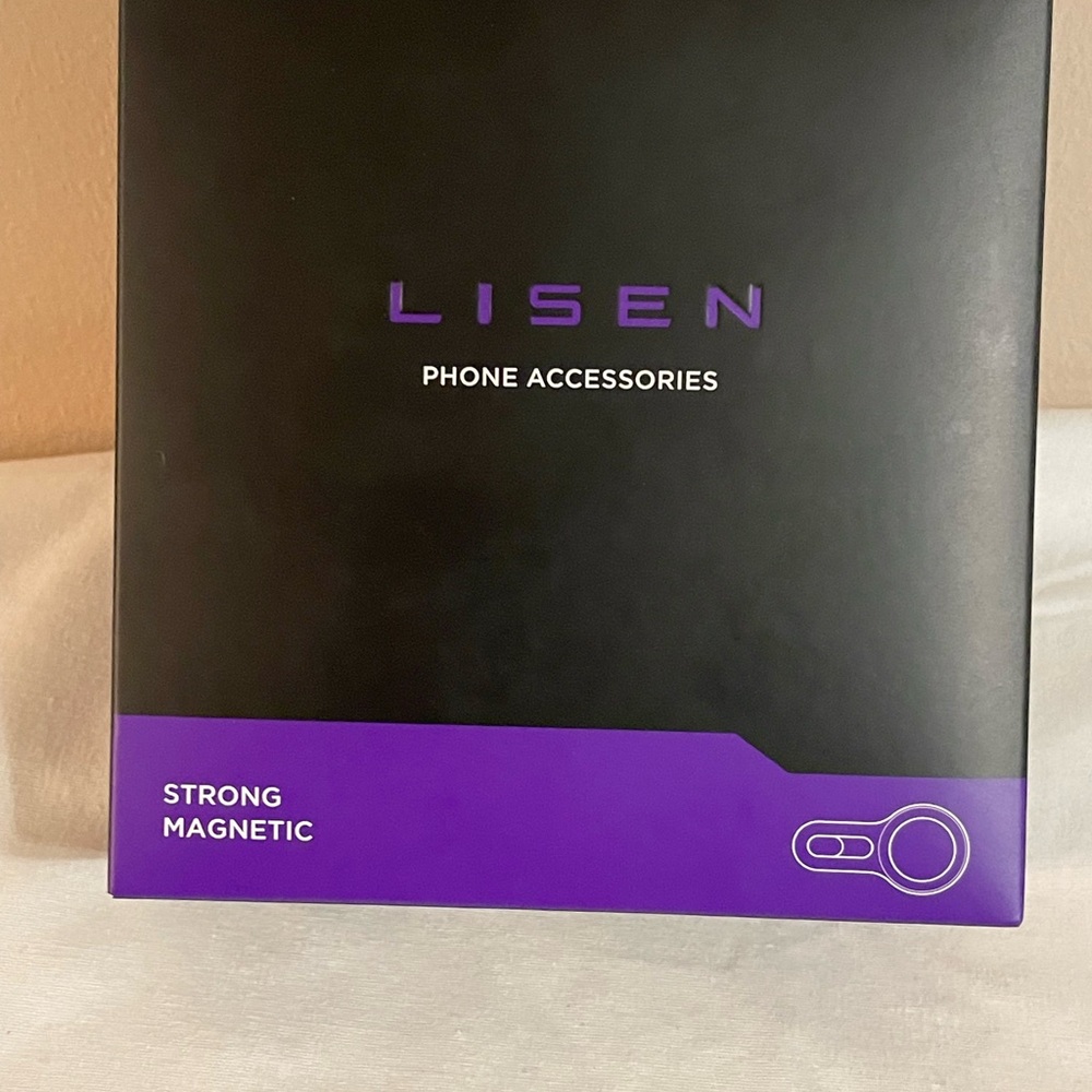Lisen Car Magnetic Wireless Charging Stand